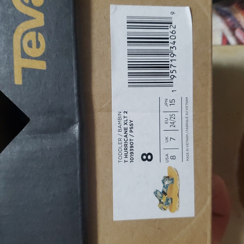 TEVA, T HURRACAINE Blue and Yellow Sandals - Picture 12 of 13